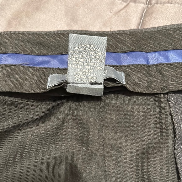 Madison Gray Classic Dress Pants with Straight-Leg Design 36 x 32 - Picture 8 of 8